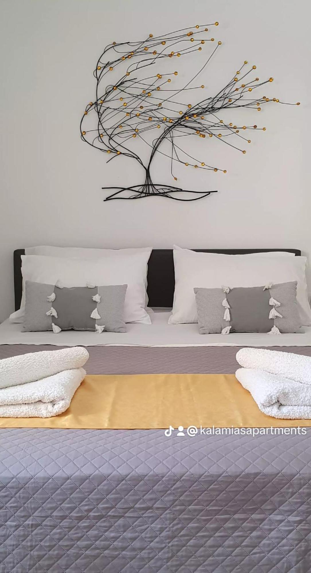 Kalamia'S Cozy Apartment Pýrgos Dış mekan fotoğraf